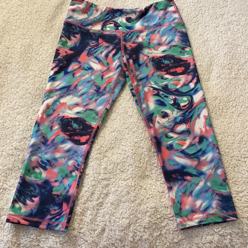 Multi color cropped leggings ✨LAST CHANCE